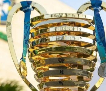 imagem da taça qeu todos os campeões da copa do nordeste levantam