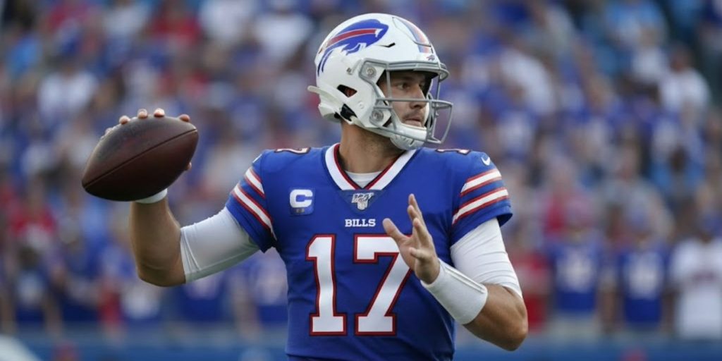 imagem de josh allen, o atual mvp, em uma partida de playoffs da NFL